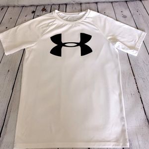 Under Armour boys short sleeve t-shirt